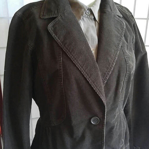 Blazer - Picture 2 of 8